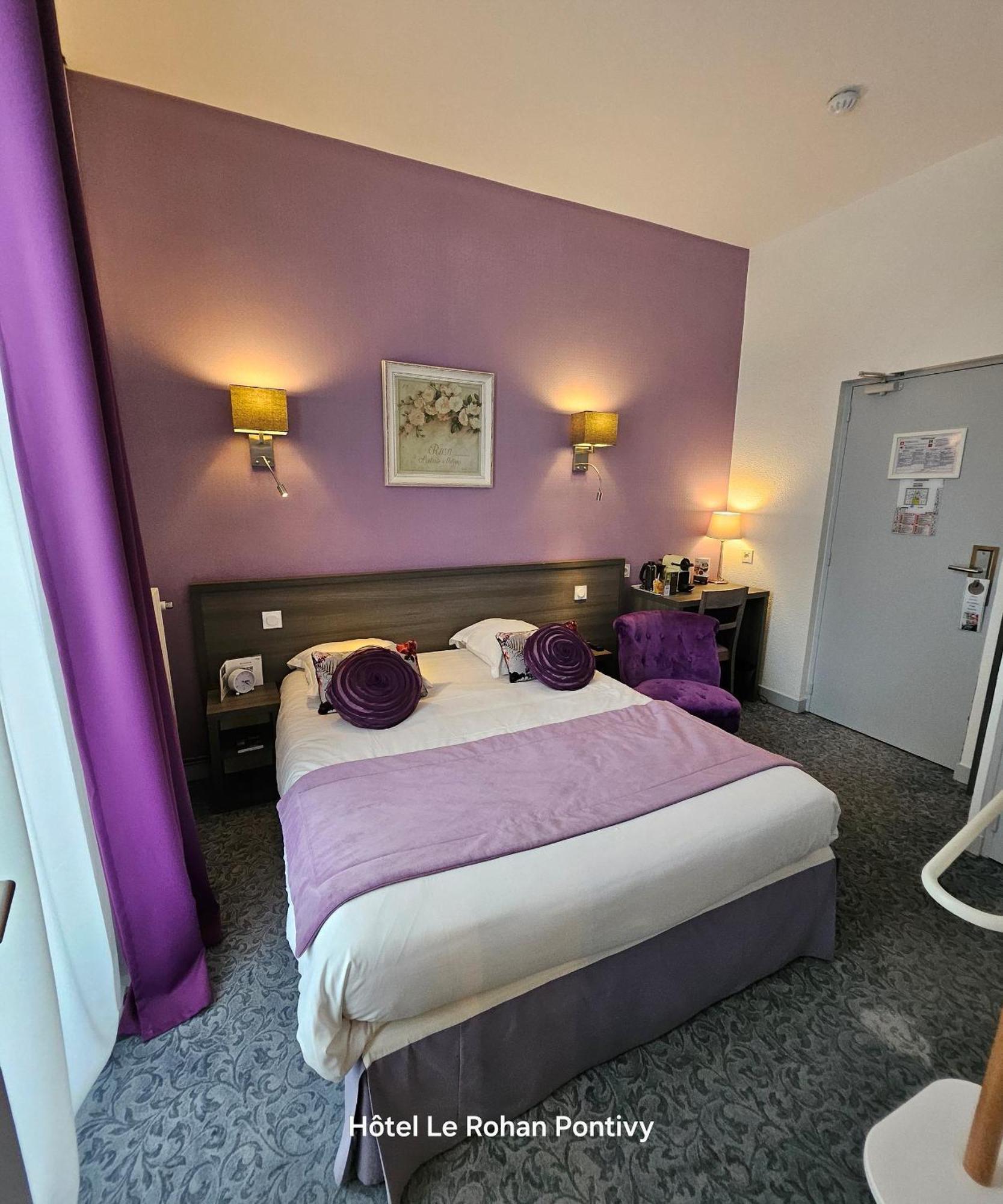 Hotel Le Rohan Charme Et Caractere 4*