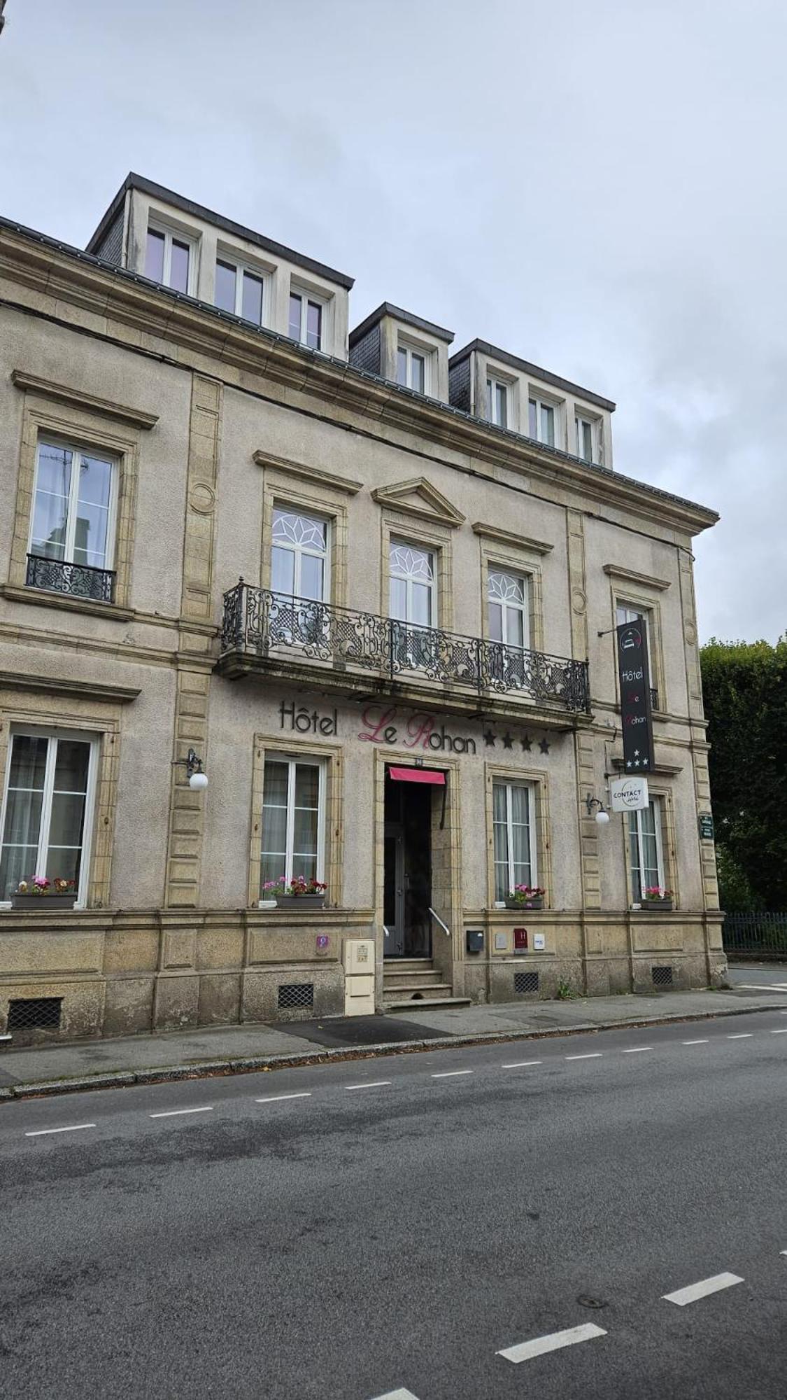 Le Rohan Charme Et Caractere Hotel 4*